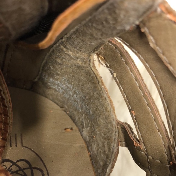 Hokus Pokus Size 7 1/2 gladiator style shoes - Picture 5 of 8